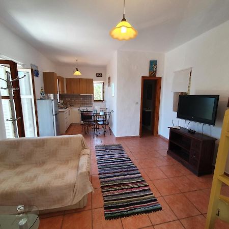 Appartamento Stoupa Mani Tower Esterno foto