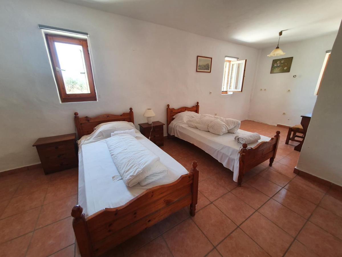 Appartamento Stoupa Mani Tower Esterno foto